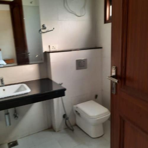 Oyo 74401 Aster Garden Suites 델리 외부 사진
