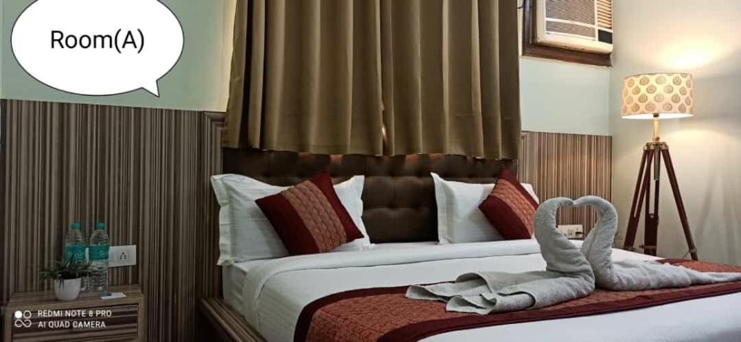 Oyo 74401 Aster Garden Suites 델리 외부 사진